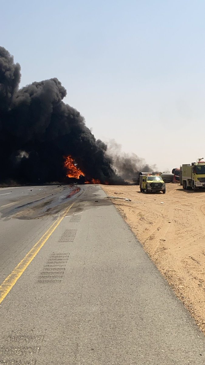 حادث مروري يغلق طريق الساحل بالمجيرمة -  albld.net/16060.html