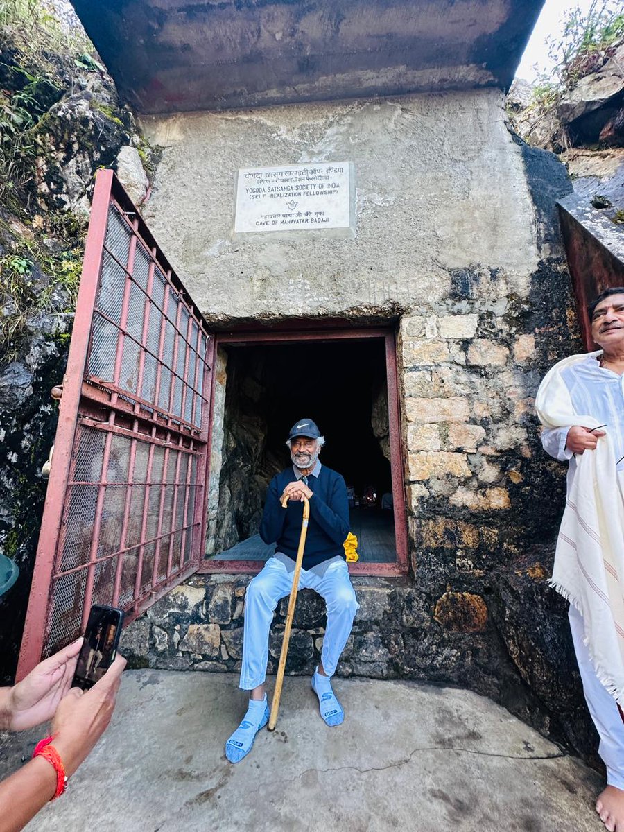BinaryPost001's tweet image. MAHAVATAR 🤘

#Himalayas #Mahavatar #Babaji #Thalaivar 🤘 #Superstar #Rajinikanth @rajinikanth #BinaryPost