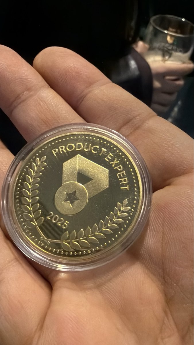 어비 UhBee tweet media