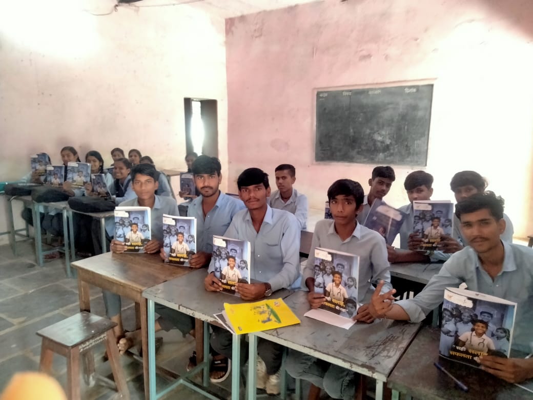 Remarkable2016's tweet image. Unlocking potential, building brighter futures!
Rajsamand students take a leap toward success with Remarkable Education’s Skill Mapping Session.
#CareerGuidance #psychometricanalysis #studentsuccess #youthempowerment #careercounselling #brightfutureahead @BhajanlalBjp @KumariDiya