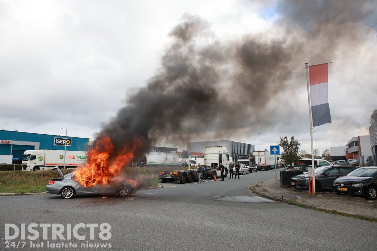 Auto in brand op Maaslandseweg in Wateringen