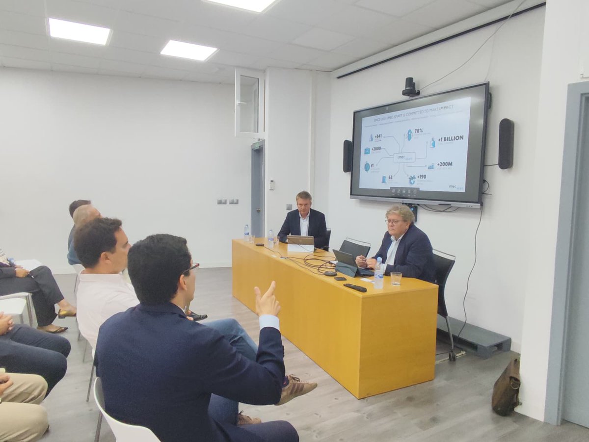 Panorama Digitech y Medtech de Flandes 🌏

Encuentro organizado por BIC Euronova y La Embajada de Bélgica👉🏽Oportunidades de colaboraciones y de negocio, destacando el programa 🚀imec.istart, de aceleración de startups de imec.

Bienvenida de <a href="/AlvaroSimonB/">Alvaro Simón de Blas</a>  
Merci, Danke, Dank!👏🏽