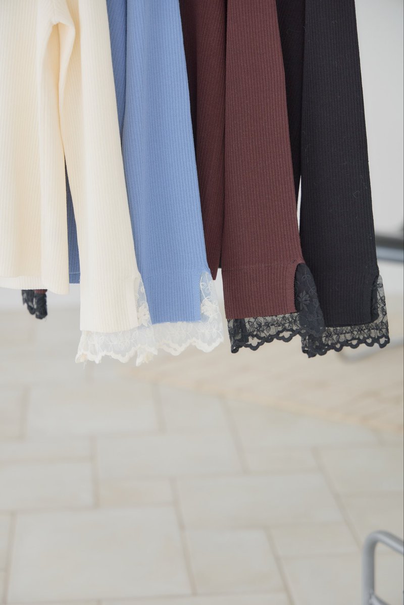 sleeve lace

袖からレースがのぞく上品かつ華やかなリブニット。

アイテムはこちら🔽
x.gd/9cl9m

#andemiu #アンデミュウ #andst #アンドエスティ #andst_official