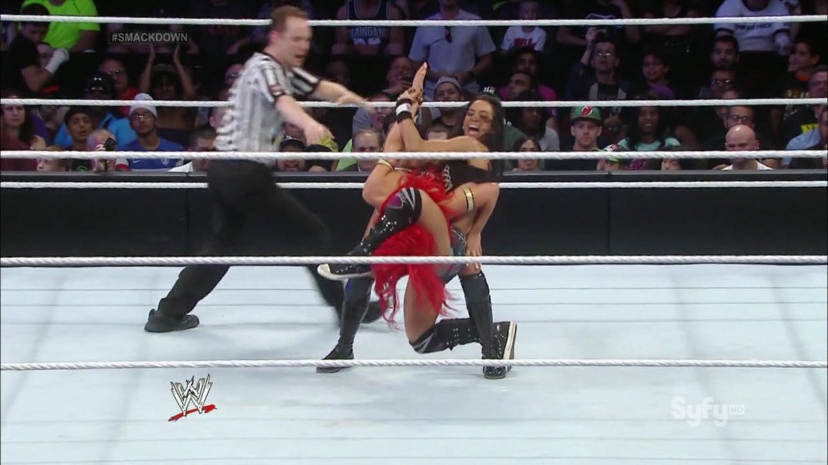 TravisJonesWWE's tweet image. Lady @TheAJMendez - The #WorldWrestlingEntertainment #DivasChampion is always ready to lay the #SmackDown on her opponents by making them tap out like she did to @NatalieEvaMarie, #TeamAJ. #RT if u agree #WeLoveAJ #IconicAJ #AJFansForEver @WWE