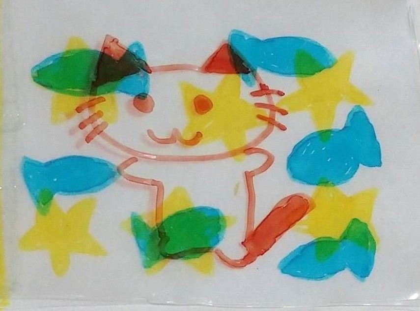 園児の活動無事終了し安堵。明日とあさっては小学生。内容は違います。画像は教え後の過去の試作から。クリアファイルの活用です。