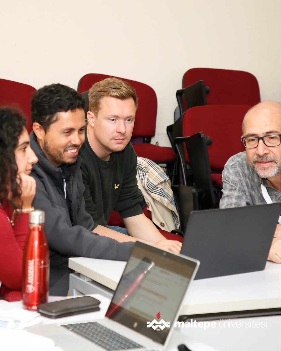 MaltepeEduTr's tweet image. Uluslararası Bakalorya (IBDP) Çalıştayları başladı! 🌟

2017&apos;den beri IB tarafından yetkilendirilmiş Profesyonel Gelişim Çalıştay Merkezi olarak faaliyet gösteren Maltepe Üniversitesi, 18. kez eğitimcileri ağırlıyor.

#MaltepeÜniversitesi #IB #IBDP #UluslararasıBakalorya #Eğitim