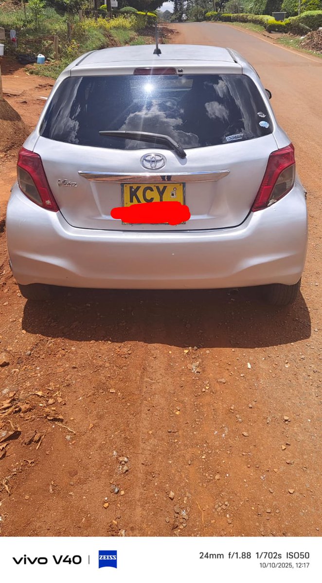 Toyota Vitz

YOM: 2013

Rating: 1300cc

Price: KES 650,000