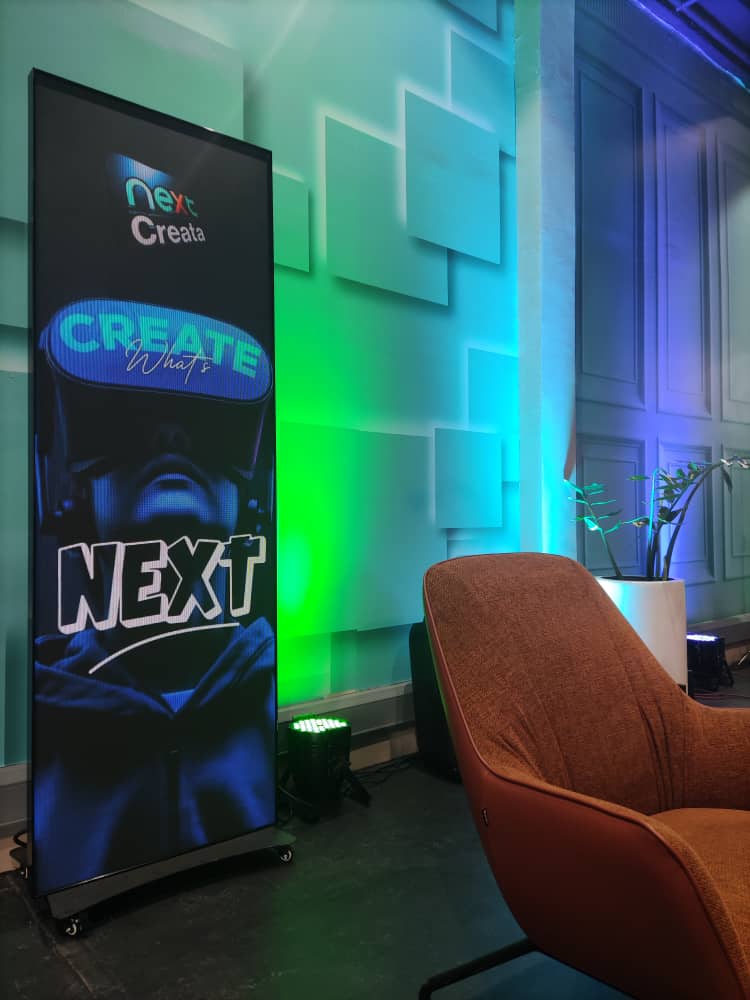 Wal_eVisual's tweet image. Cooking with Gas⛽️🔥

Showcasing the possibilities of Virtual and Augmented Reality in the creators economy.

#CreateWhatsNext #NextInfluencer