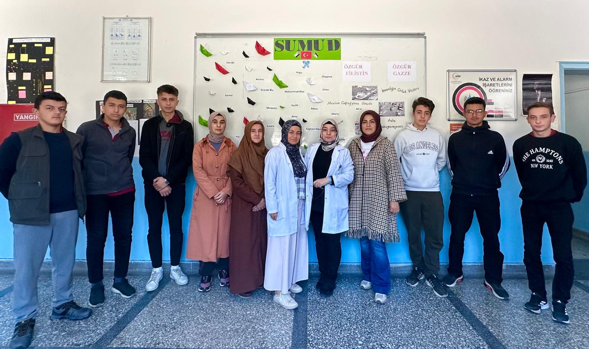 📣 Filistin İçin Farkındayız!
Masum insanların yaşam mücadelesi verdiği Filistin’de yaşanan soykırıma sessiz kalmadık.
Bir farkındalık çalışmasıyla, zulme karşı sesimizi yükselttik.
Adalet, özgürlük ve insanlık için #FilistinYanındayız 🇵🇸