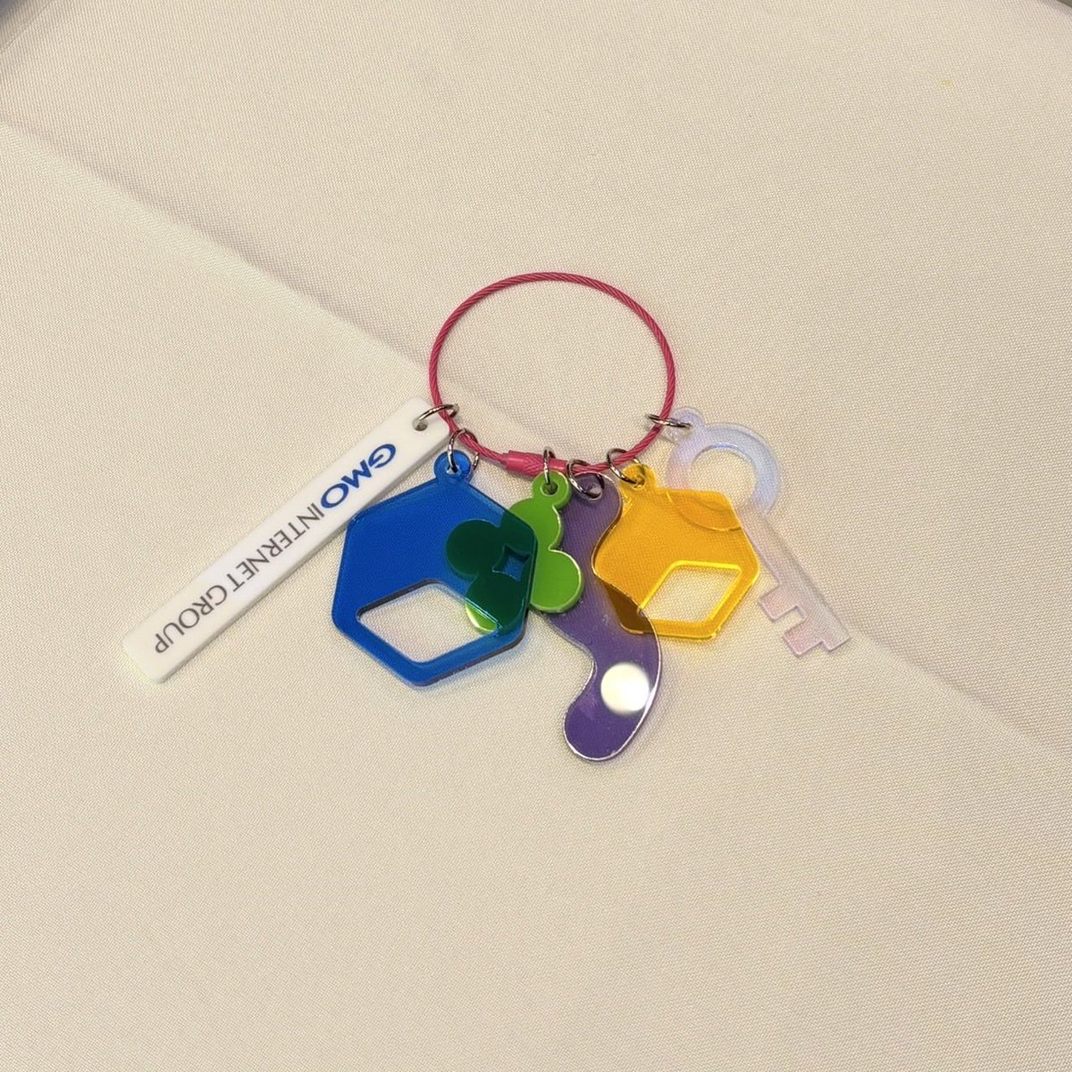 GMOdev's tweet photo. ／
#Designship2025 明日開幕！
＼

#GMOインターネットグループ ブース設営が完了しました🔑✨

今年は、あなたの“デザインの答え”がオリジナルキーリングになる参加型企画「Make Your Design Key!」をご用意💡

ブース【D-3】でお待ちしております🚶🚶‍♀️

#GMOdesign https://t.co/mxSdCgBJW6