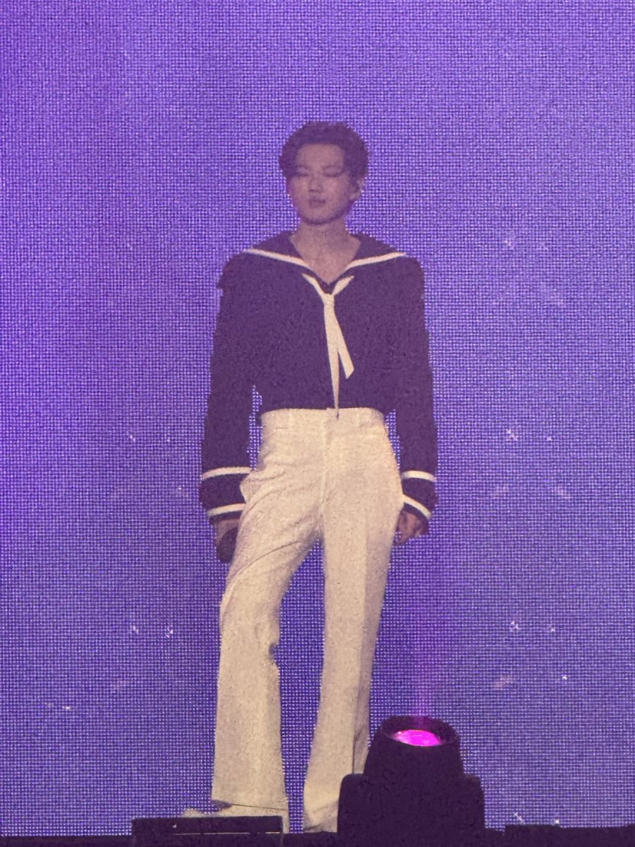 kkyuora_'s tweet photo. 251010 펄스온 첫콘 

남자 기럭지 제발..

#준규 #JUNKYU #ジュンギュ https://t.co/nR9nCKch1J