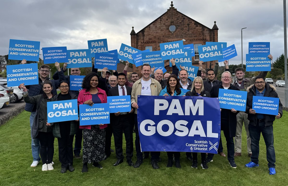 A fantastic <a href="/ScotTories/">Scottish Conservatives</a> team 💪🏼 turnout this morning in Bearsden to launch my campaign as the Scottish Conservatives candidate for Strathkelvin and Bearsden.

It was great to have our leader <a href="/RussellFindlay1/">Russell Findlay MSP</a> join us with many of my MSP colleagues 💙

Having served as an MSP since