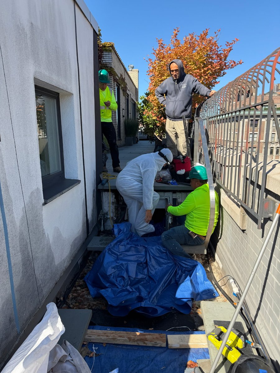 FSIArchitecture's tweet image. Our investigation projects sometimes require crawling into uninviting locations. But we get the job done. #FSIArchitecture #ADayInTheLifeOfFSI #