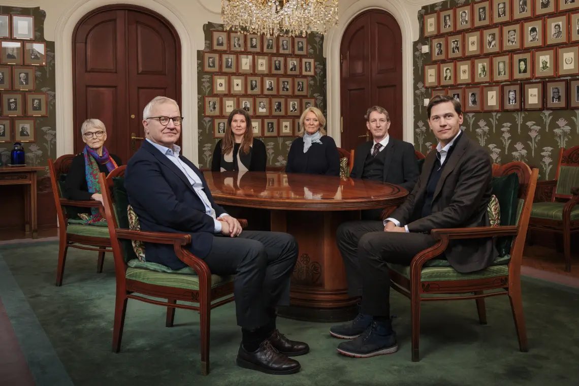 Would be an embarrassment if it weren’t also so dangerous. This little group of Nobel deciders will have a lot of Venezuelan blood on their hands if Trump gets his regime change war.