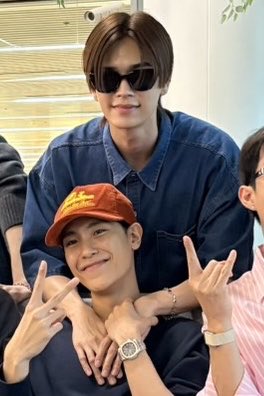 markjrtnfanclub's tweet photo. สิ้นสุดความคิดถึง😳 จูเนียร์มาร์คได้เติมกันแล้วน้าาา

#Perfect10LinersFMinVietnam
#markjrtn #JuniorMark https://t.co/t2DdlgBrXd