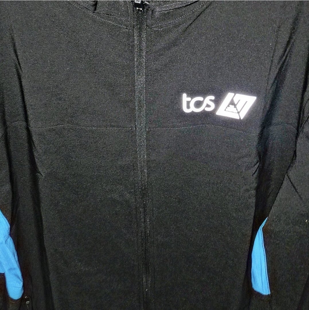 richardbarr2424's tweet image. With 1.1 million people in the ballot @LondonMarathon 2026
I had no chance .
But to support #londonmarathonfoundation &amp;amp; to wear my rejection jacket with pride ! Is my goal. Best of luck to everyone running #londonmarathon 2026
#weruntogether  #bbcmarathon #runwithtcsinlondon