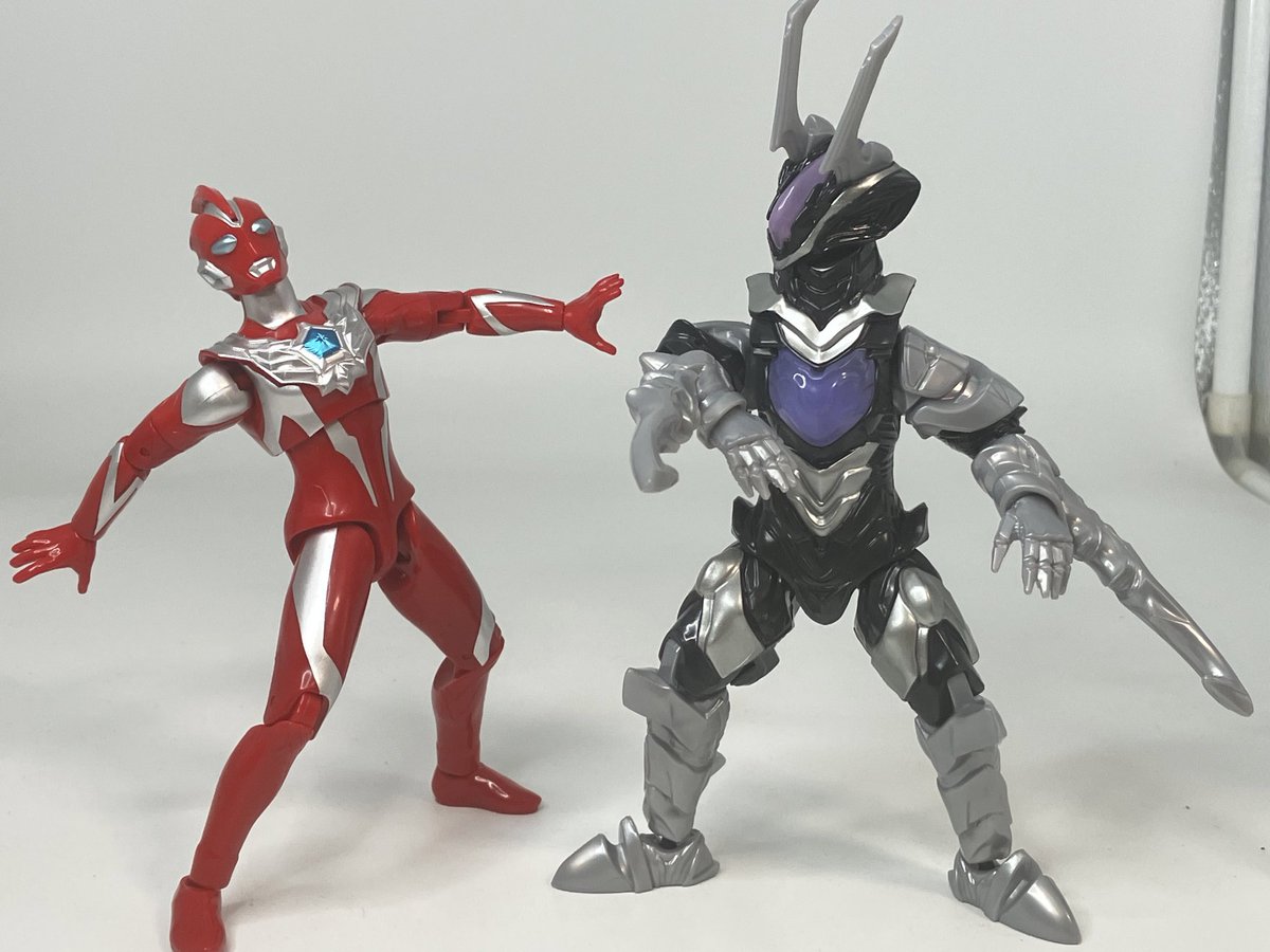 ゾヴァラス - Search / X