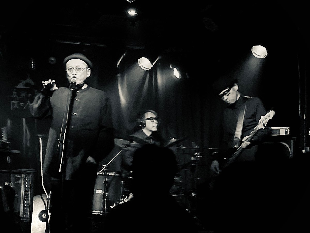 kyo__00t's tweet photo. Musu Bore Live
『Fly Me To The Moon』
〜ワタシ ヲ ツキ マデツレテッテ〜
@真昼の月夜の太陽
#MusuBore #musubore
#ムスボレ #ライブ #ライブ撮影 https://t.co/f4y0KJC1ub