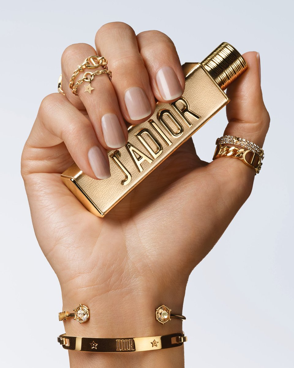 Born from the cult of the “J’adore Dior” expression, the J’ADIOR signature solid perfume becomes a golden object of style in a couture-inspired case. To adore without moderation.
#DiorBeauty #JadoreDior