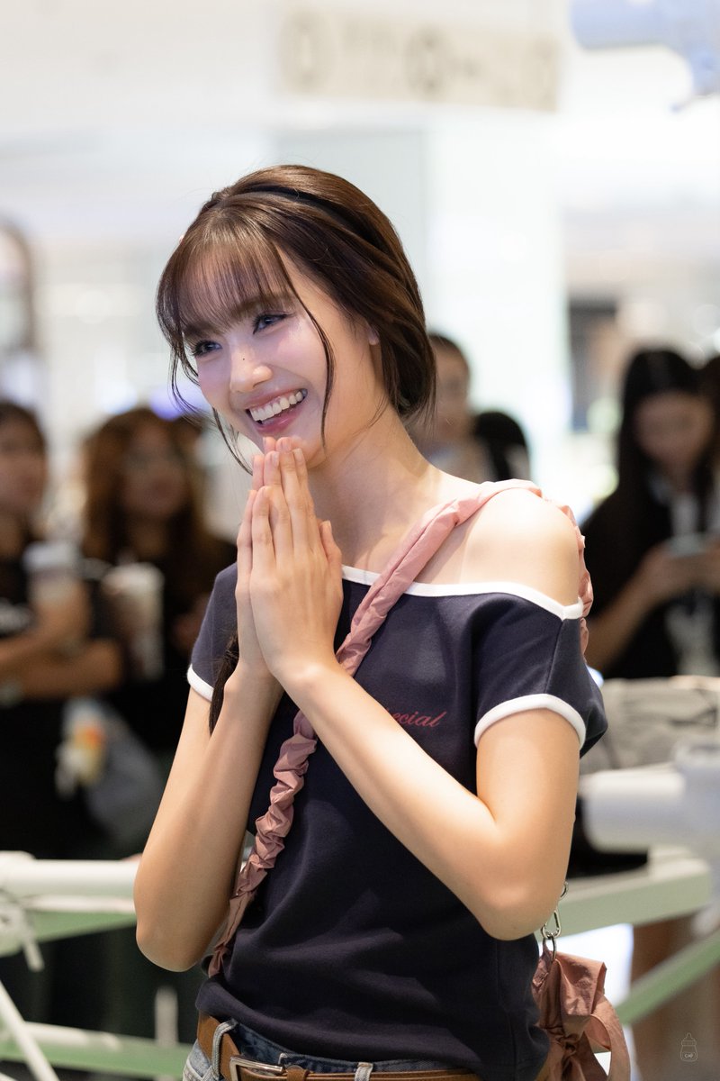 captain_np9's tweet image. น้องพิยิ้มหวานมั่ก☺️💗

#EMISatCentralxPIPLOY
#PiployRR