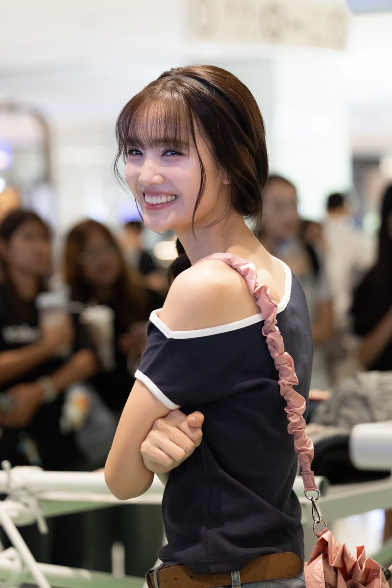 captain_np9's tweet image. น้องพิยิ้มหวานมั่ก☺️💗

#EMISatCentralxPIPLOY
#PiployRR