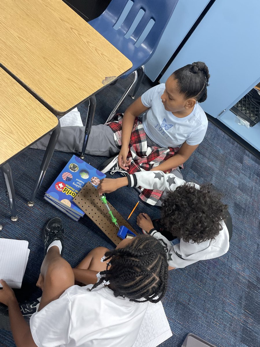 Glover Elementary tweet media