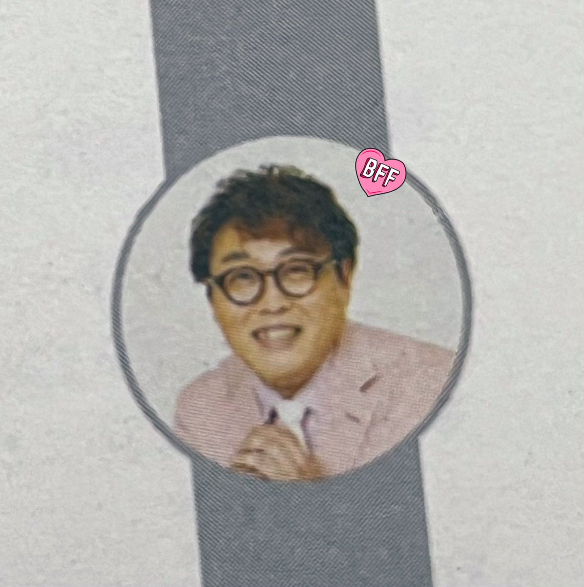 wacchoichoi's tweet image. なんと❣️ 驚愕の松村北斗さんが表紙、今月のMEN'S NON-NOさんにて掲載されているマユリカ・中谷さんのコラムにおきまして、『裸一貫!つづ井さん』をご紹介いただきました♪ありがとうございます♪
見てくださってるところが、さすが中谷さん漫画を描かれる方だな...と恐縮でした✊
