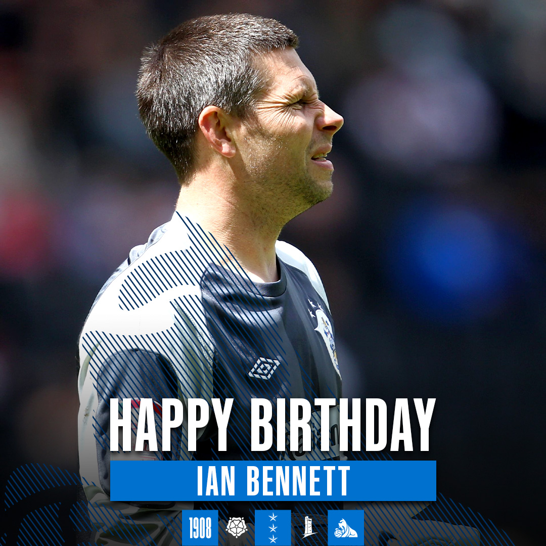 htafc's tweet image. Wishing former Town goalkeeper Ian Bennett a happy birthday! 🎂
Representing Town between 2010-2014, Bennett enjoyed Play-Off success in 2012 as an important part of Simon Grayson’s side who were promoted to the Championship👏
Having become our Academy Goalkeeping Coach in…