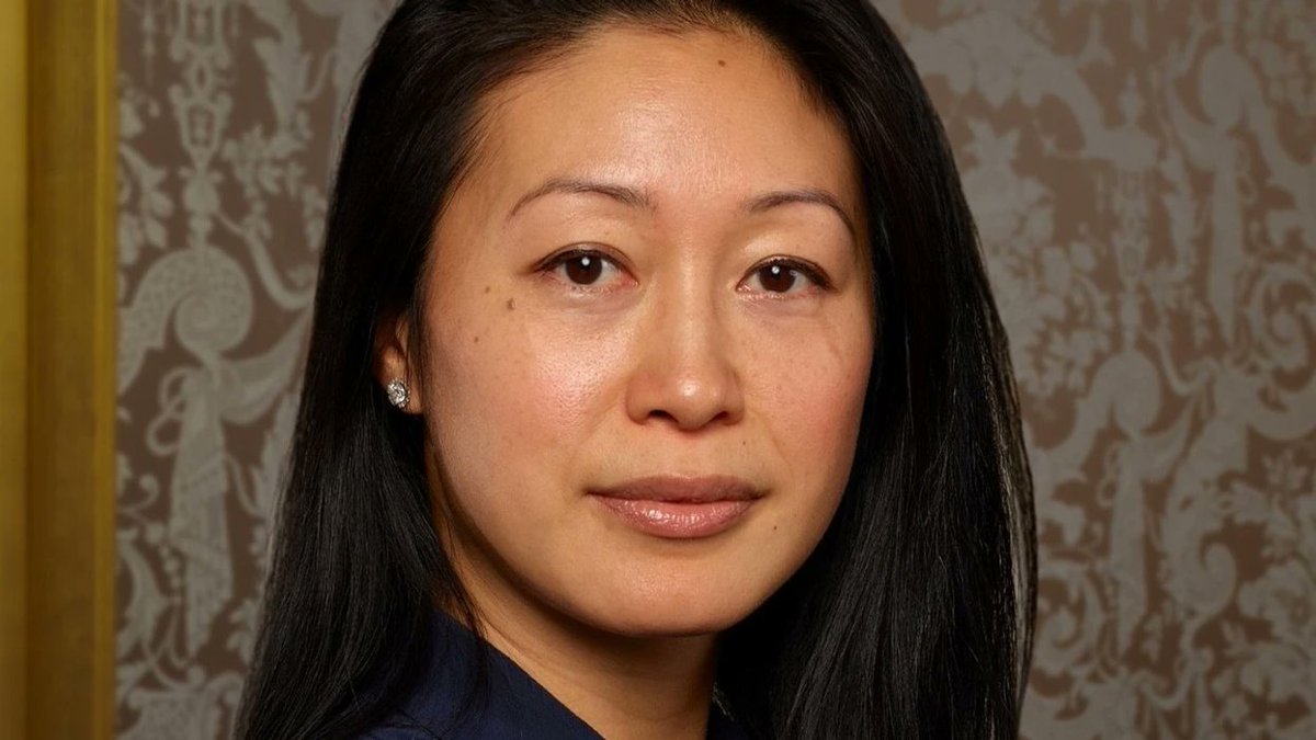 Blooloop's tweet image. .@frickcollection names Aimee Ng as new chief curator tinyurl.com/8cn6jd32
