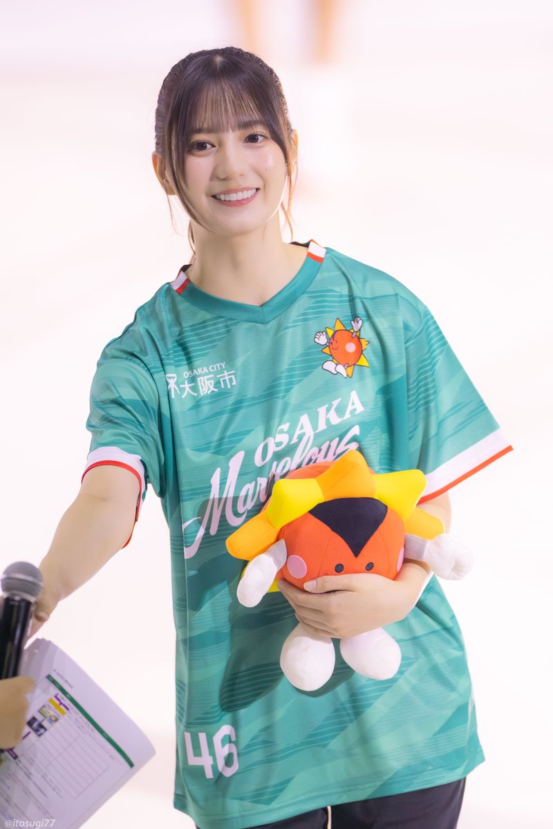 itosugi77's tweet image. 小坂菜緒ちゃん
大阪マーヴェラス
バレーボール 開幕戦始球式
#日向坂46 #小坂菜緒