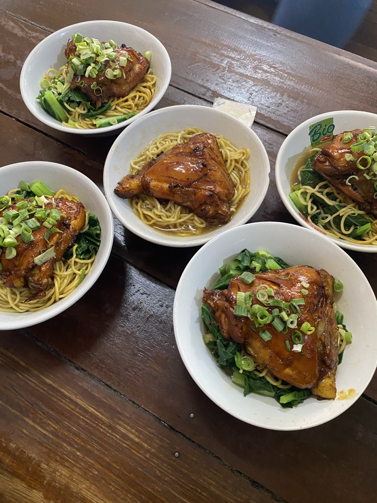 zalfa🐆 tweet media