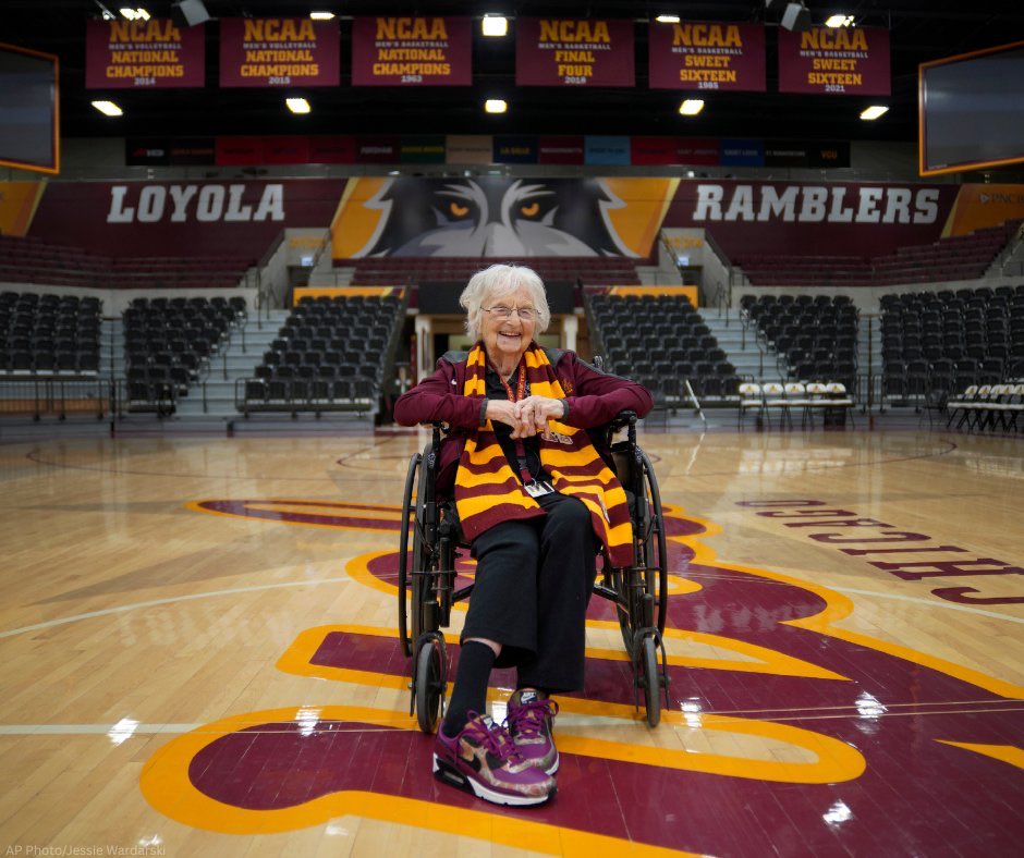 ShannonTheDude's tweet image. RIP Sister