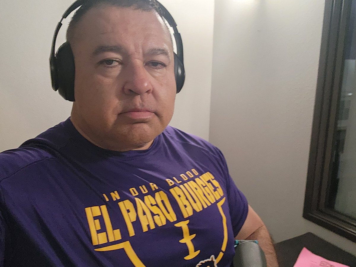 JTSPOTLIGHTS's tweet image. Day 4

Fantastic Friday ready for wins but first PD @danagoodier @MrSchurtz
@SchurtzandTies. Finished my arms workout and ready to finish this 1st report card. Make time for your wellness 
Vamos!
@Asael_Ruvalcaba @DrDonParker1 @fit_leaders @Principal_EL