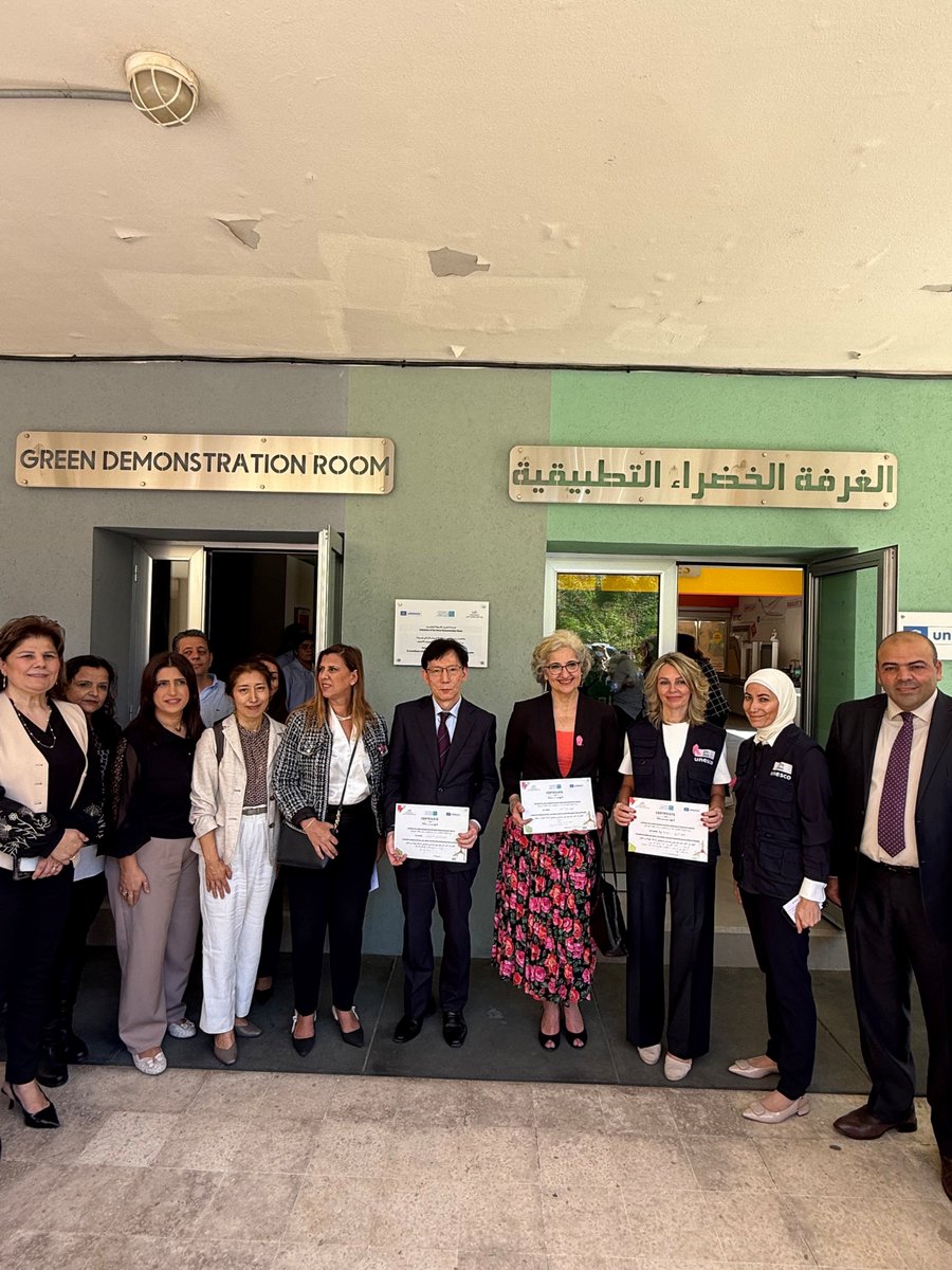 🌟كل طفل يستحق أن يتعلم ويتعافى ويحلم. في #WorldMentalHealthDay زار السفير ماغوشي الغرفة الخضراء التابعة ل-<a href="/CRDP_Liban/">CRDP_LB</a> للقاء الأطفال الذين يتم دعمهم عبر برنامج نفسي اجتماعي تموله اليابان بالتعاون مع <a href="/UNESCO/">UNESCO 🏛️ #Education #Sciences #Culture 🇺🇳</a> و<a href="/MeheLebanon/">MEHE_Lebanon</a> - لتعزيز القدرة على الصمود وبناء مستقبل أكثر إشراقًا📖