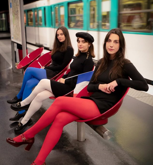RosettaSil94605's tweet image. Vive Némésis, vive la France ! 👏