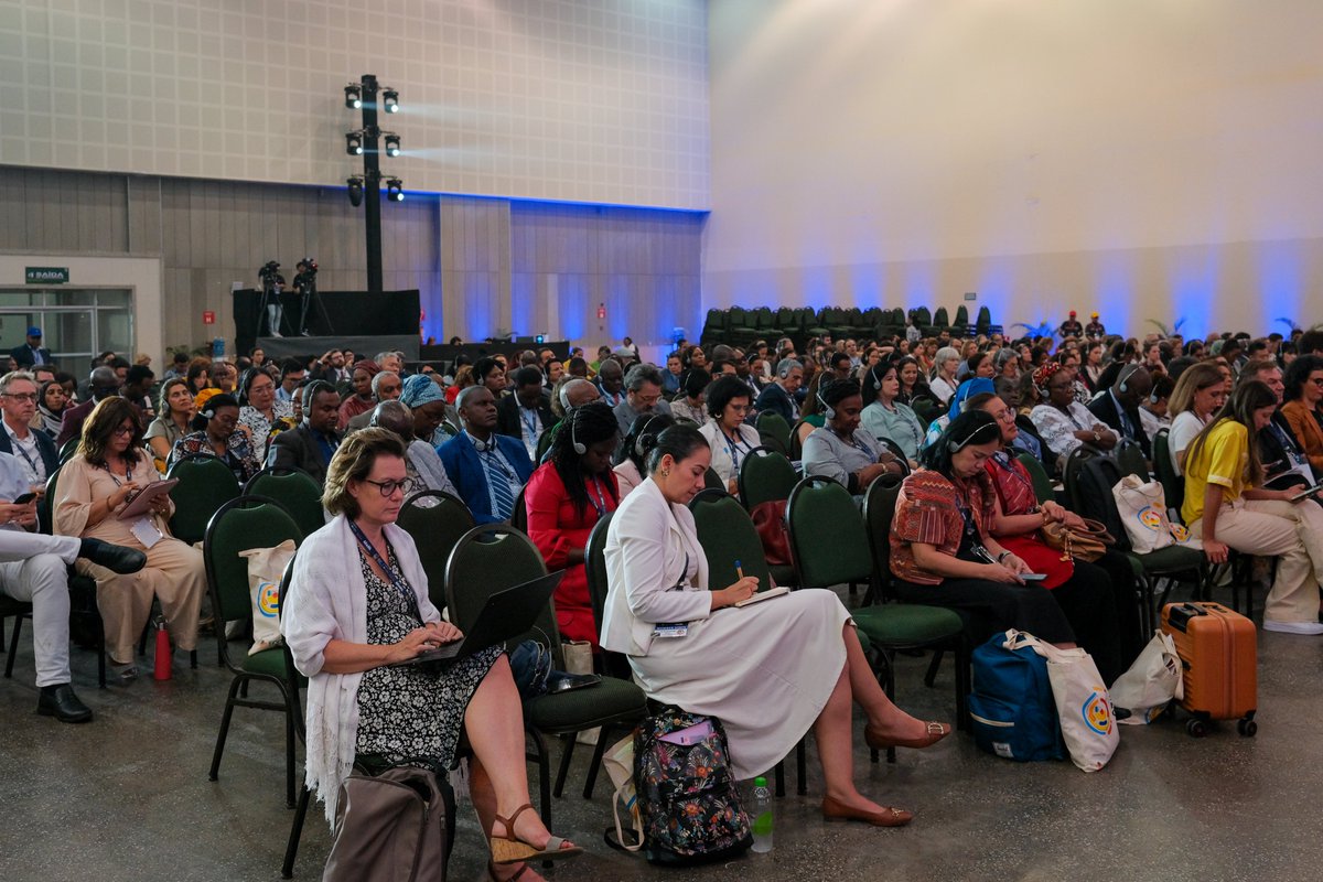 🌍 At the 2nd #SchoolMeals Coalition Global Summit, 🇸🇪 #Sweden’s Ms. Pernilla Ivarsson, representing the Ministry of Rural Affairs &amp; Infrastructure, shared the country’s long legacy of providing free &amp; nutritious school meals.

📖 School lunches have existed since 1842. They