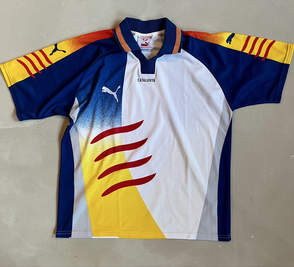 Now there’s a vintage one you don’t see come into the shop every day 😍 #Catalunya