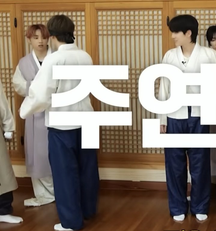 2pro2419's tweet photo. 이거 풀버전 내놨으면 좋겠다 https://t.co/0dzEjtS6SP