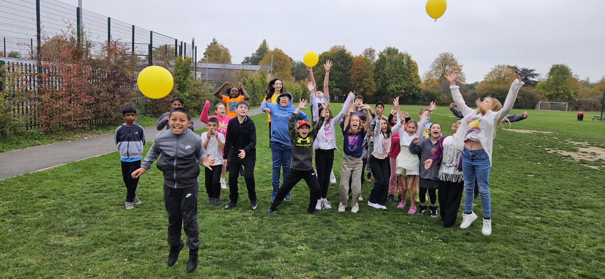 MrsMalhotraCTS's tweet image. Celebrating World Mental Health Day in Oak class... 💛🍒 @headcherrytree @CTS_Watford