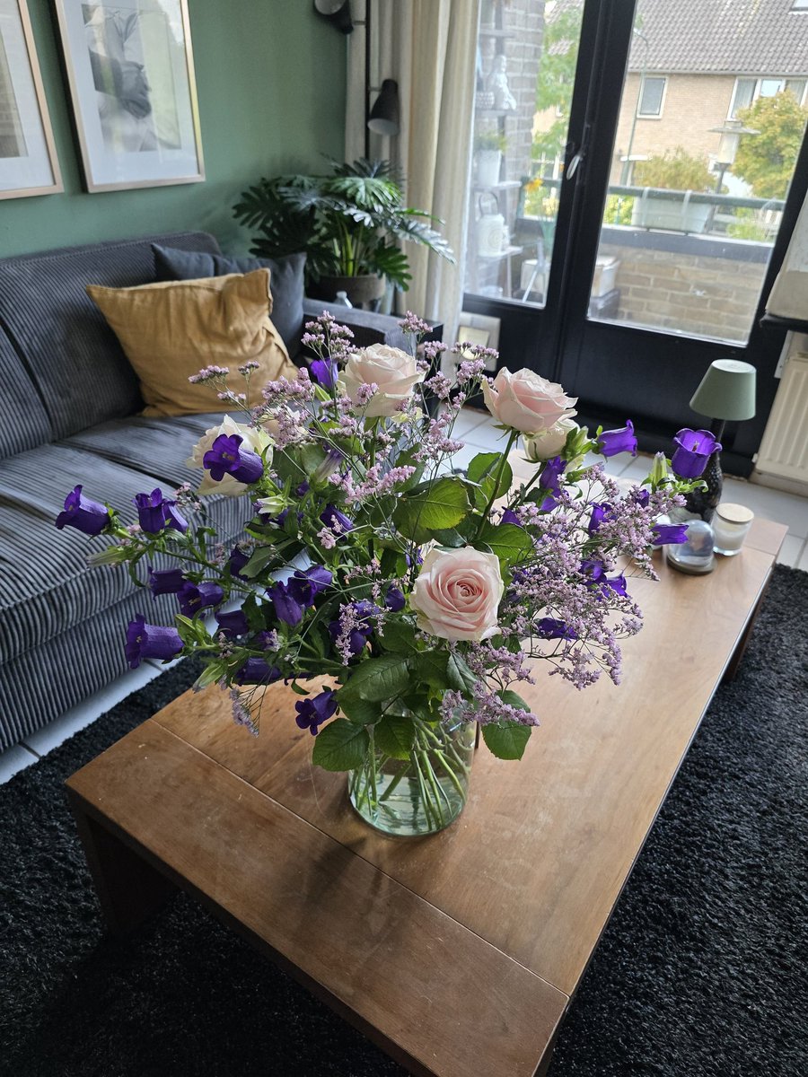 Erikah Karst 🎤 tweet media