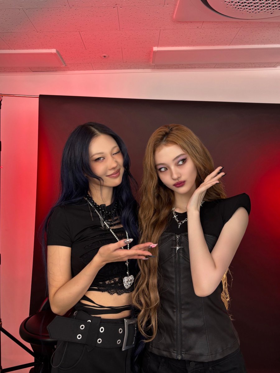 ELLA 엘라 (@MEOVV_ELLA) / Posts / X