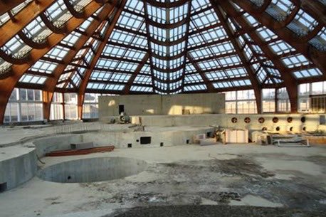 west(G.E.M) tweet media