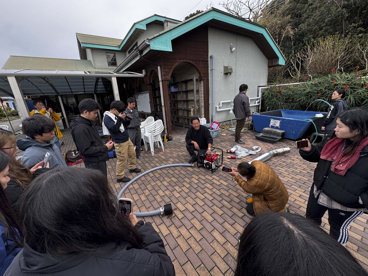 KYamafune's tweet photo. 2026年3月、日本国内の大学生・院生を対象とした水中考古学フィールドスクールを再び開催します。
https://t.co/qTAUFUNXan

本物の江戸期沈没船遺跡を舞台に、日本の第一線で活躍する水中考古学研究者8名を講師に、水中発掘や潜水作業を学ぶことができます。

申込締切：10月31日
写真: 戸村裕行 https://t.co/glbrVGXnKT