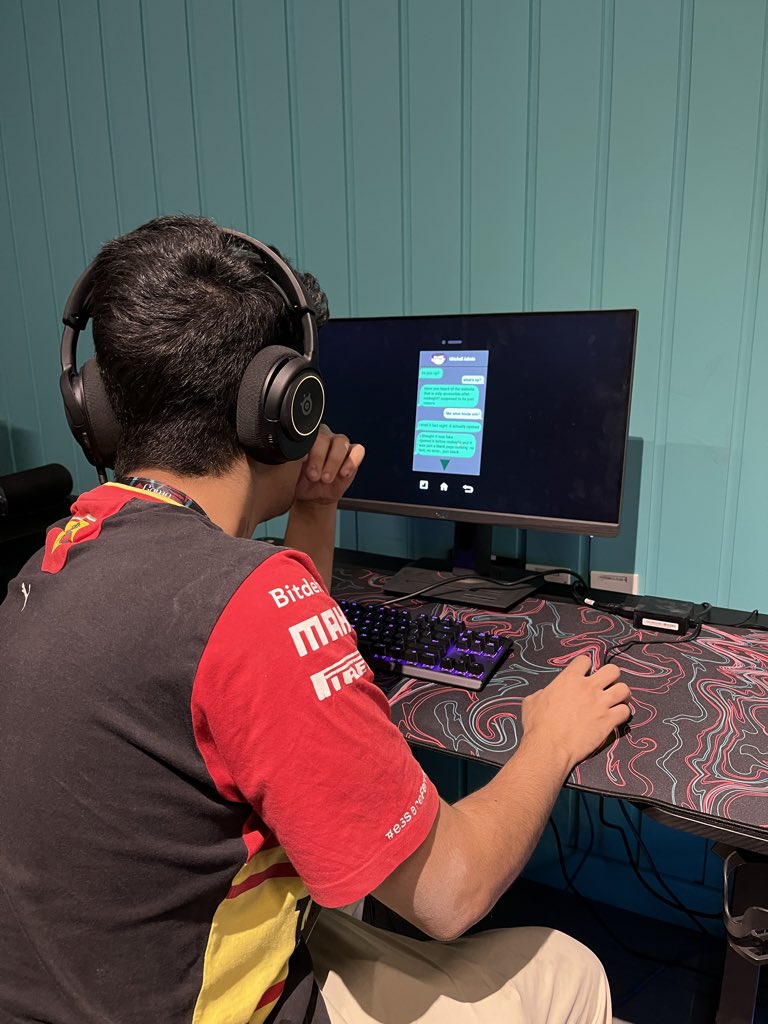 PromiseTeamDev's tweet image. تم تجربة وعرض لعبتنا Among The Strangers كتجربة مغلقة من قبل مطورين العاب واعلامين ولاعبين رياضيات الكترونية وطلاب في عدة معارض لتطوير الالعاب في التغريدات القادمة نستعرض لكم ارائهم.

#indiegame