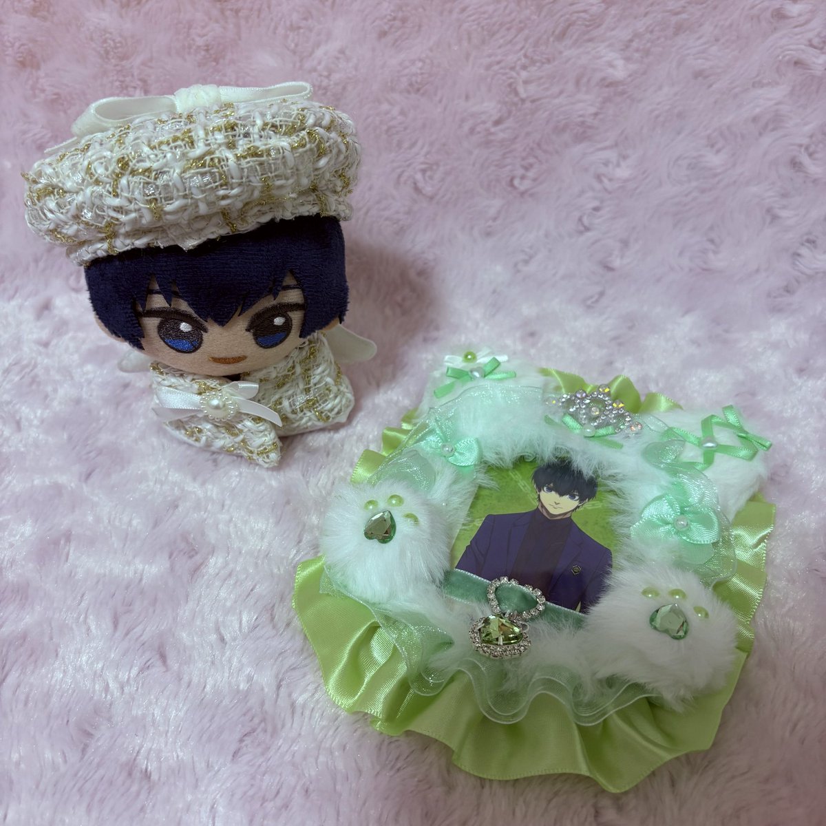 a__chan08310222's tweet image. 一目惚れしたぬい服とケースをお迎えしました💚🌱 (ˊ⸝⸝o̴̶̷  ̫ o̴̶̷⸝⸝ˋ)
人生初のハンドメイド品購入🫶✨
かわいさましましで癒される〜〜｡ﾟ(ﾟஇωஇﾟ)ﾟ｡
推し活のお供に、これからたくさん愛用します💓☺︎

 #手元の推し活まつり

ぬい服🎀 @saku_2270様
カードケース🎀 @tae_decoshop 様