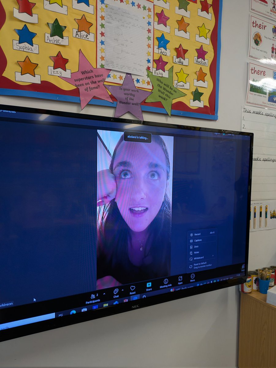 EastfieldPSHull's tweet image. #eps4AB loved meeting up with the wonderful Miss Parkinson in #epscomputing today. We talked about how the Internet network can help us communicate with people all over the world - even Australia! 🦘🐨