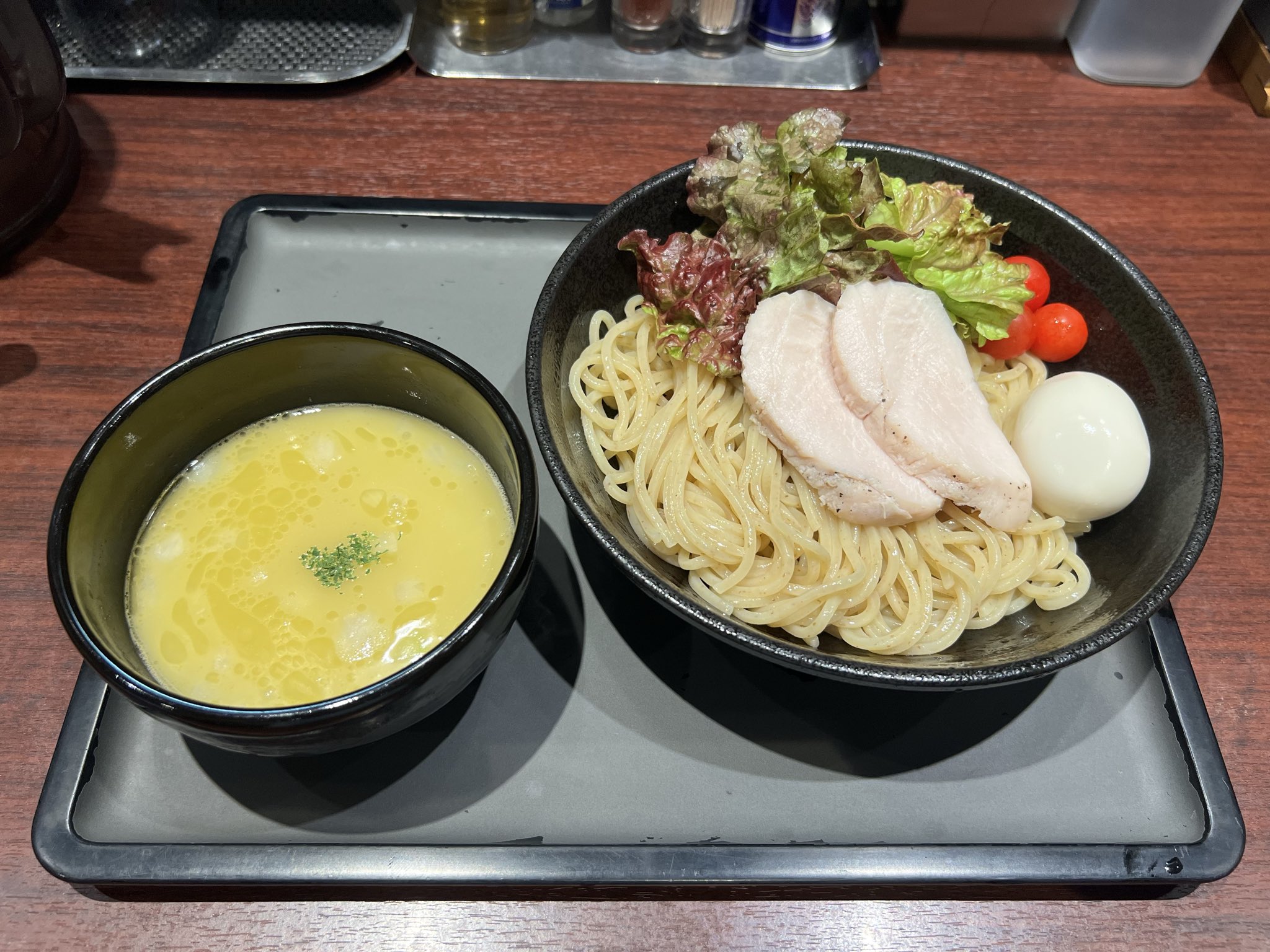 めんめん All homemade Tokyo style shoyu ramen 🍜 鶏と豚骨のWスープに