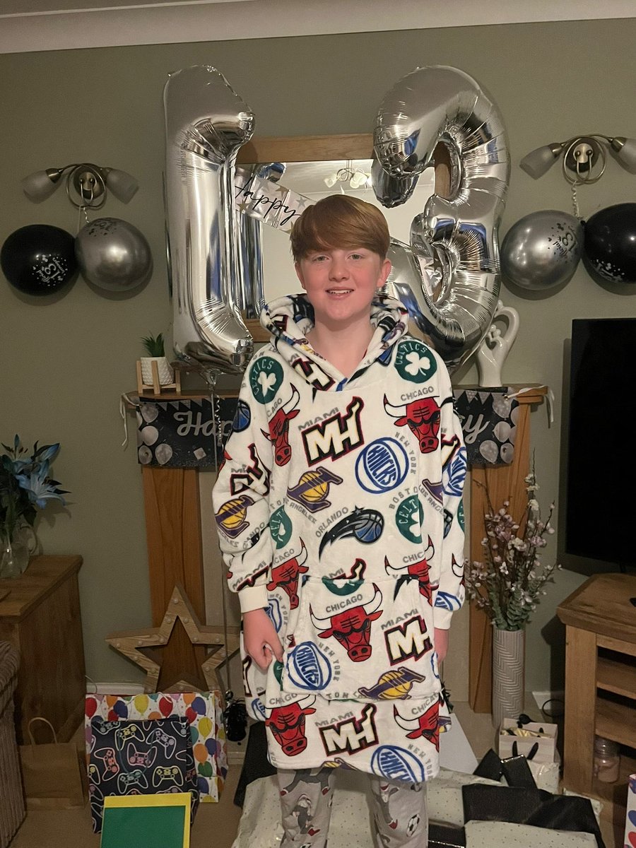 Liam Dunn 𓅪 tweet media