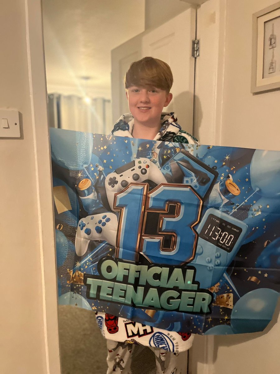 Liam Dunn 𓅪 tweet media