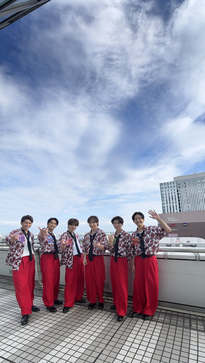 yuta_show_wa's tweet photo. 本日もぽかぽかありがとうございました✨！
駆けつけてくださった皆様、画面越し、SNSからの応援、誠にありがとうございます🥹！

東京ジャンクション、皆さんから愛される曲になるよう大事に、頑張っていきます🔥🔥🔥 https://t.co/sLmWGBMWS2